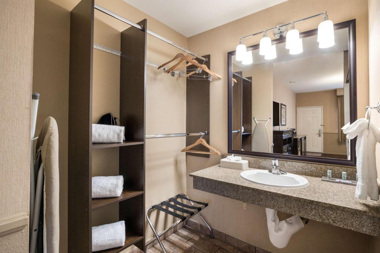 Best Western Corona Hotel & Suites Luaran gambar